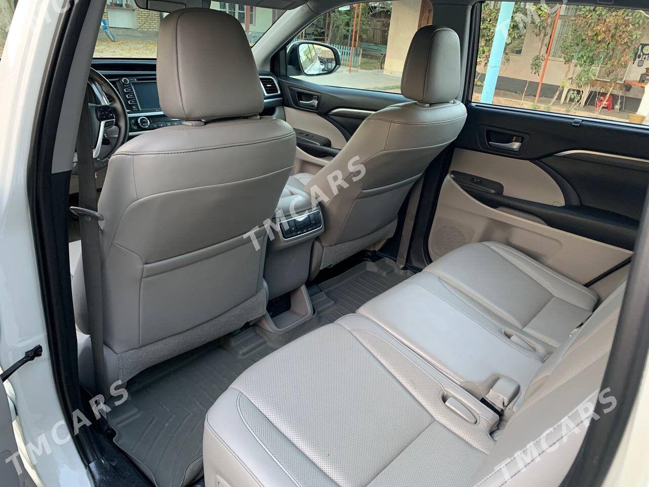 Toyota Highlander 2019 - 545 000 TMT - Aşgabat - img 2