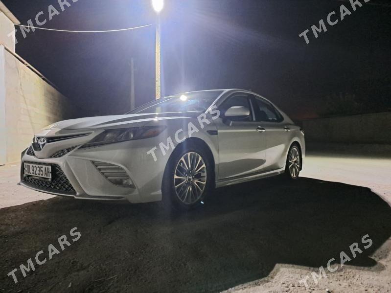 Toyota Camry 2019 - 265 000 TMT - Гёкдепе - img 4