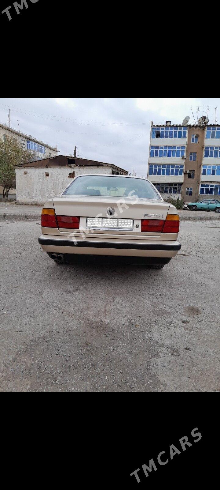 BMW 525 1993 - 60 000 TMT - Дашогуз - img 9