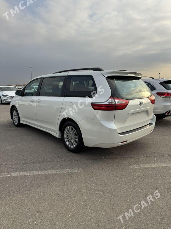 Toyota Sienna 2019 - 435 000 TMT - Aşgabat - img 6