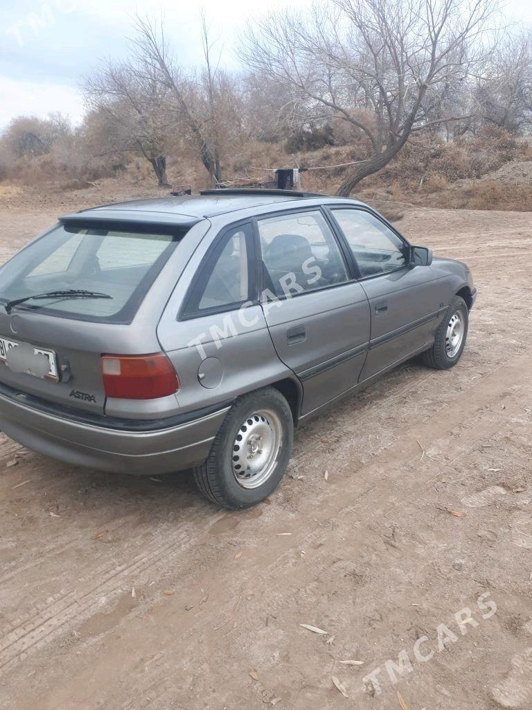 Opel Astra 1993 - 27 000 TMT - Köneürgenç - img 9