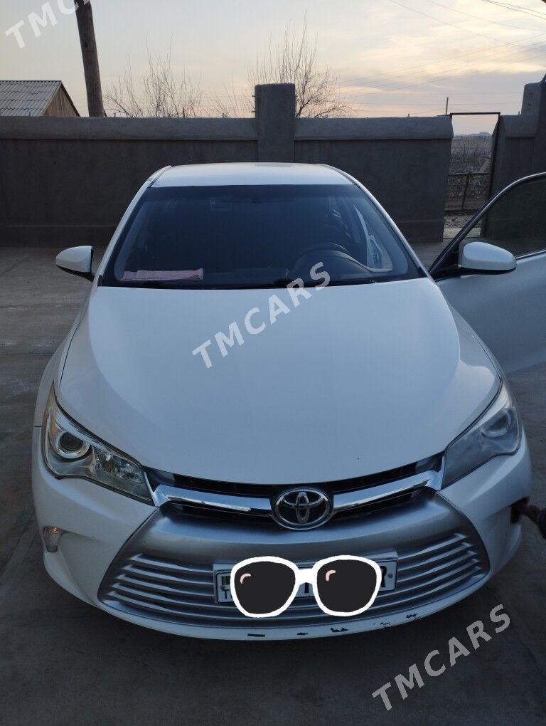 Toyota Camry 2017 - 240 000 TMT - Baýramaly - img 4