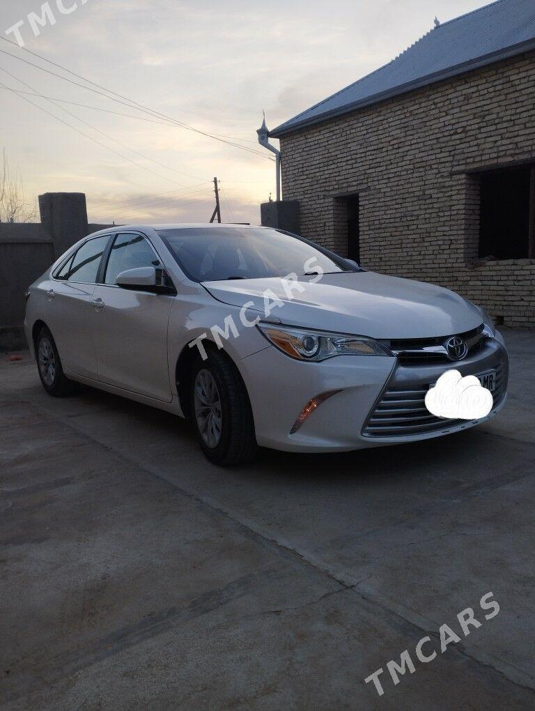 Toyota Camry 2017 - 240 000 TMT - Baýramaly - img 3