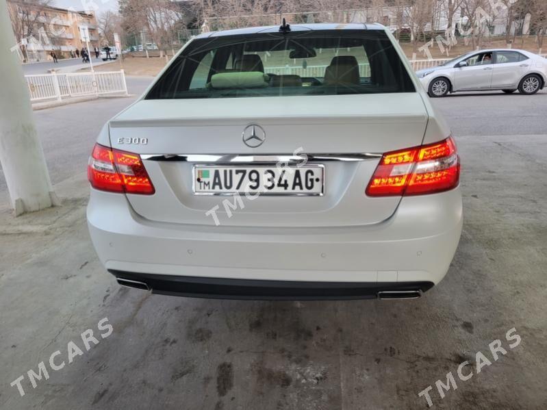 Mercedes-Benz E300 2011 - 320 000 TMT - Ашхабад - img 2