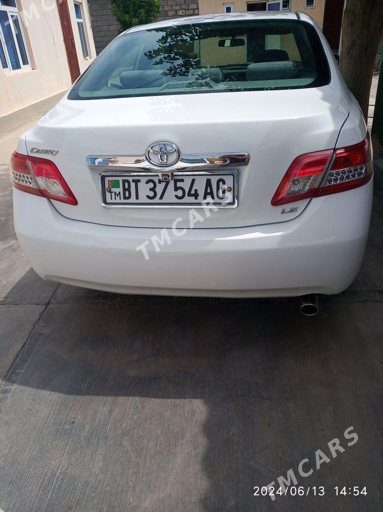 Toyota Camry 2010 - 160 000 TMT - Ашхабад - img 4