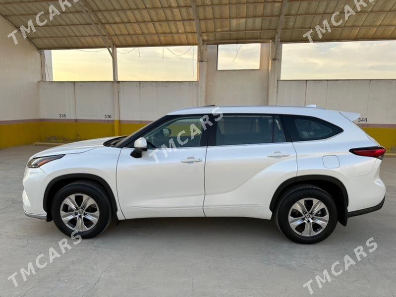 Toyota Highlander 2021 - 585 000 TMT - Ашхабад - img 3