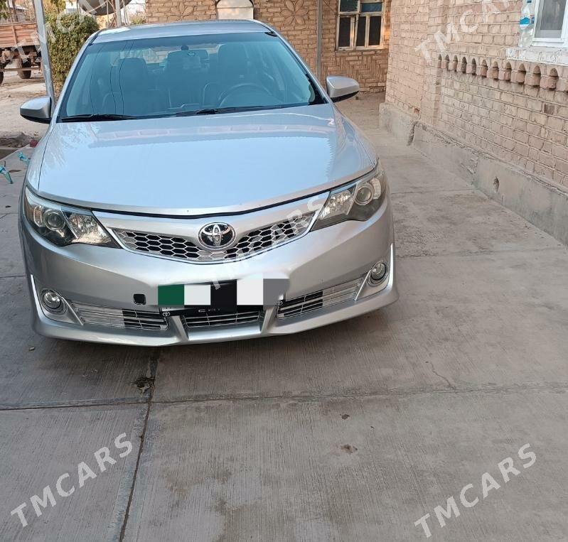 Toyota Camry 2013 - 205 000 TMT - Tejen - img 4