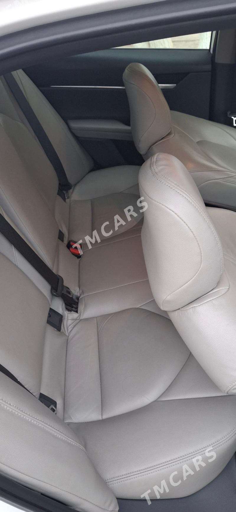 Toyota Camry 2019 - 275 000 TMT - Мир 4 - img 3