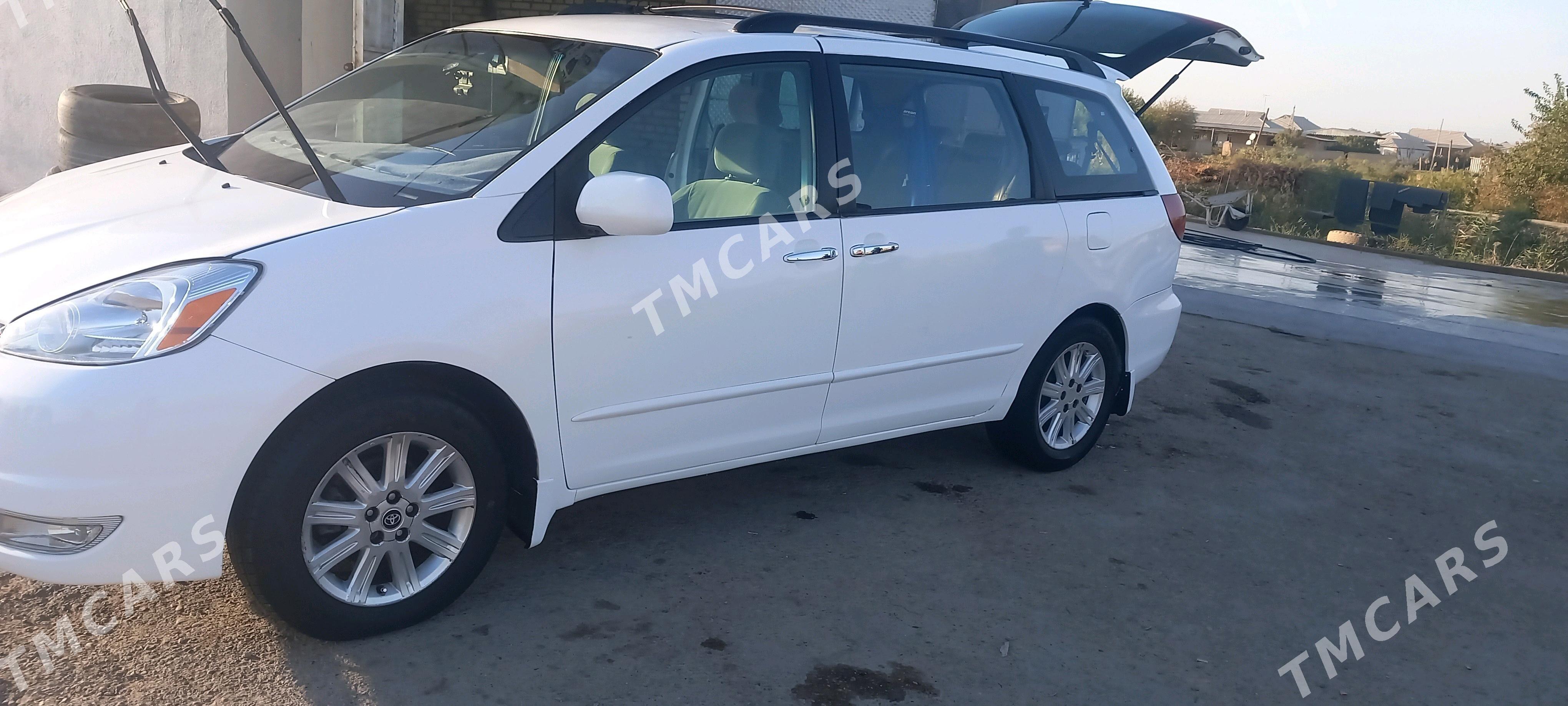 Toyota Sienna 2004 - 160 000 TMT - Мары - img 6