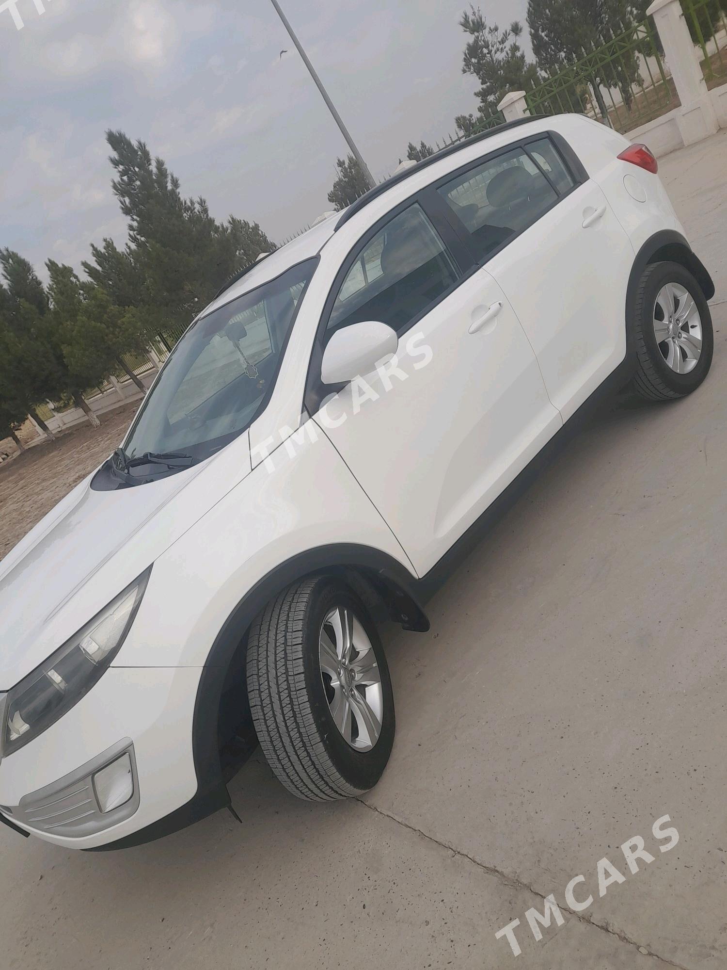 Kia Sportage 2011 - 155 000 TMT - Саят - img 5