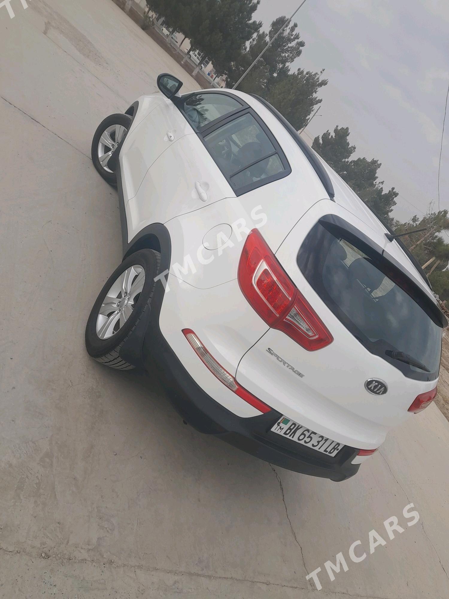 Kia Sportage 2011 - 155 000 TMT - Саят - img 7