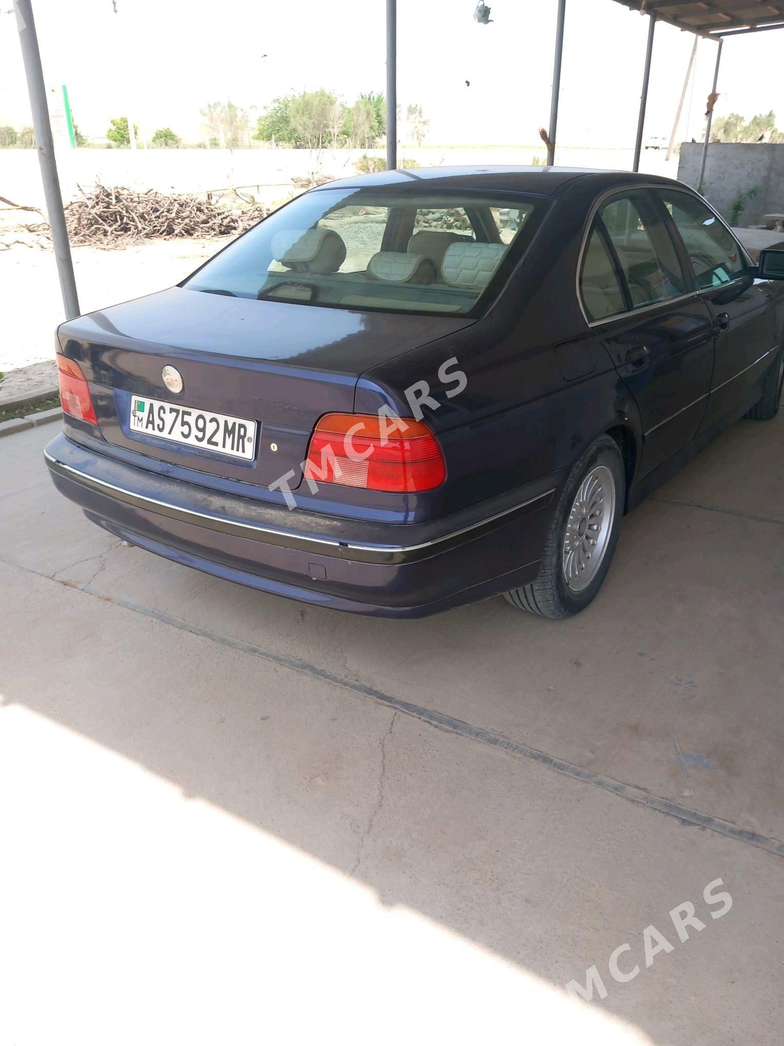 BMW E39 1998 - 90 000 TMT - Тагтабазар - img 5