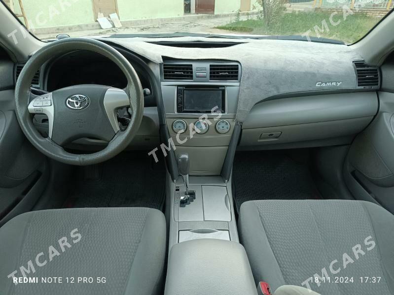 Toyota Camry 2010 - 167 000 TMT - Мары - img 5