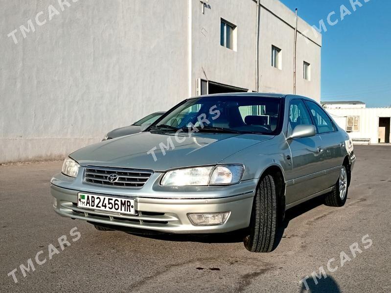 Toyota Camry 2000 - 125 000 TMT - Baýramaly - img 2