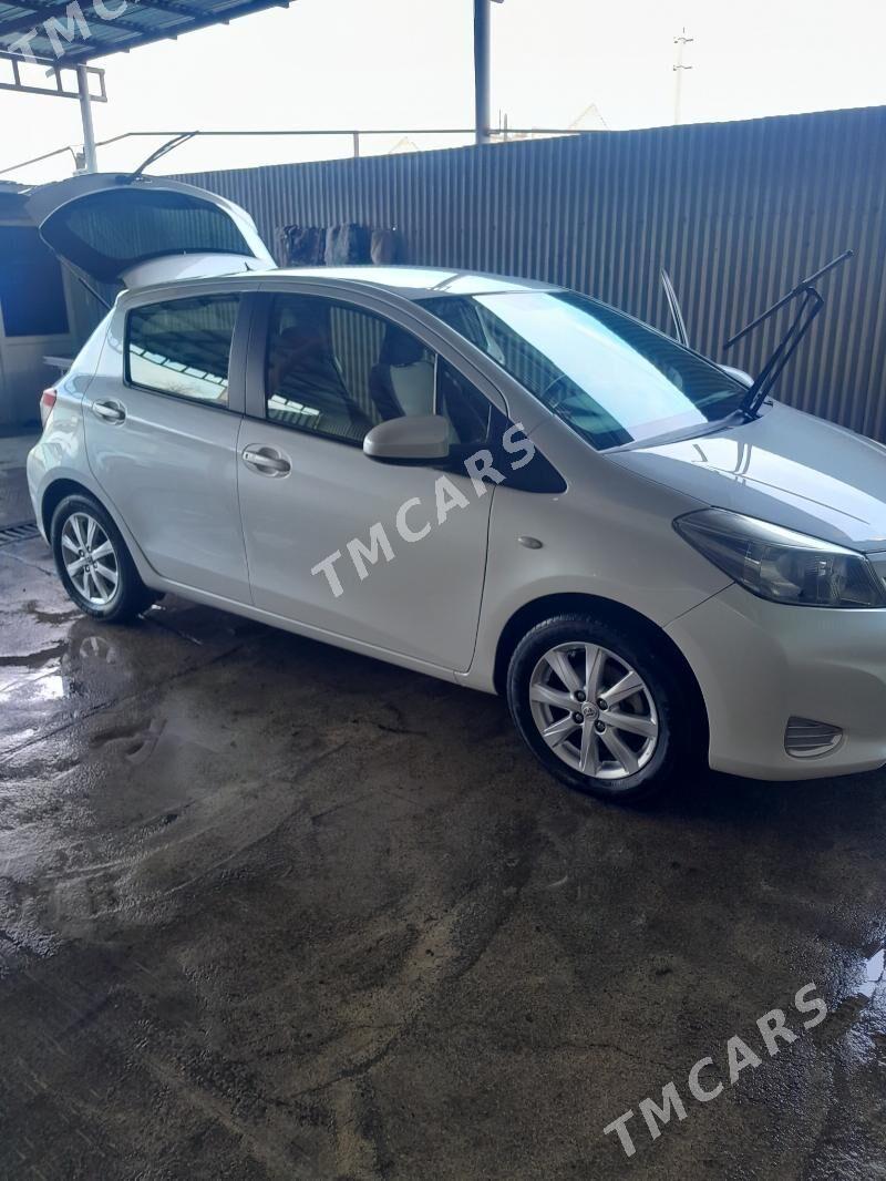 Toyota Yaris 2013 - 135 000 TMT - Ашхабад - img 6