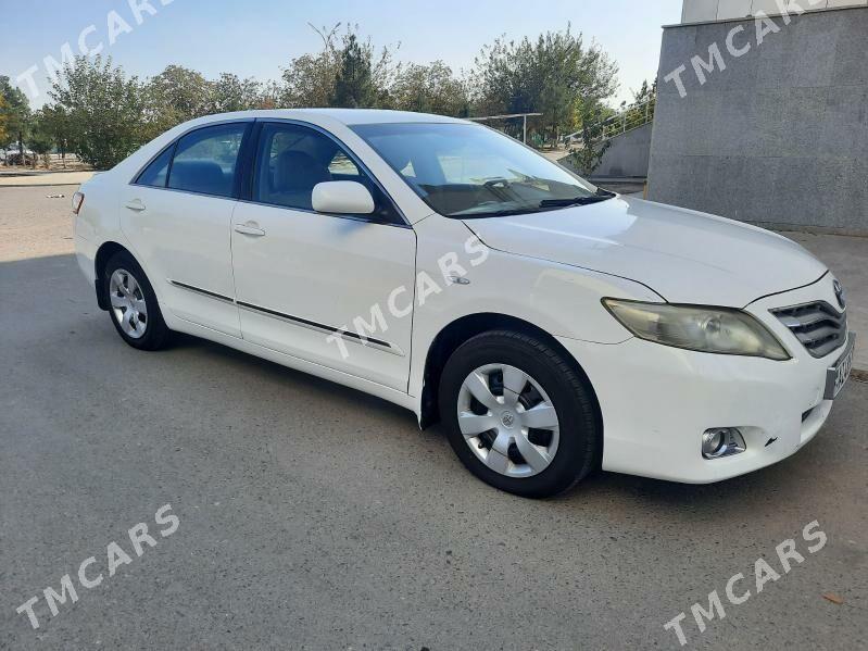 Toyota Camry 2010 - 117 000 TMT - 10 мкр - img 3