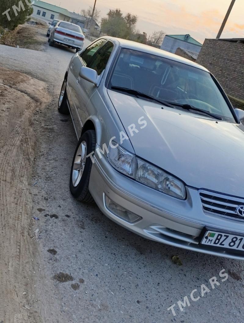 Toyota Camry 2000 - 120 000 TMT - Дянев - img 3