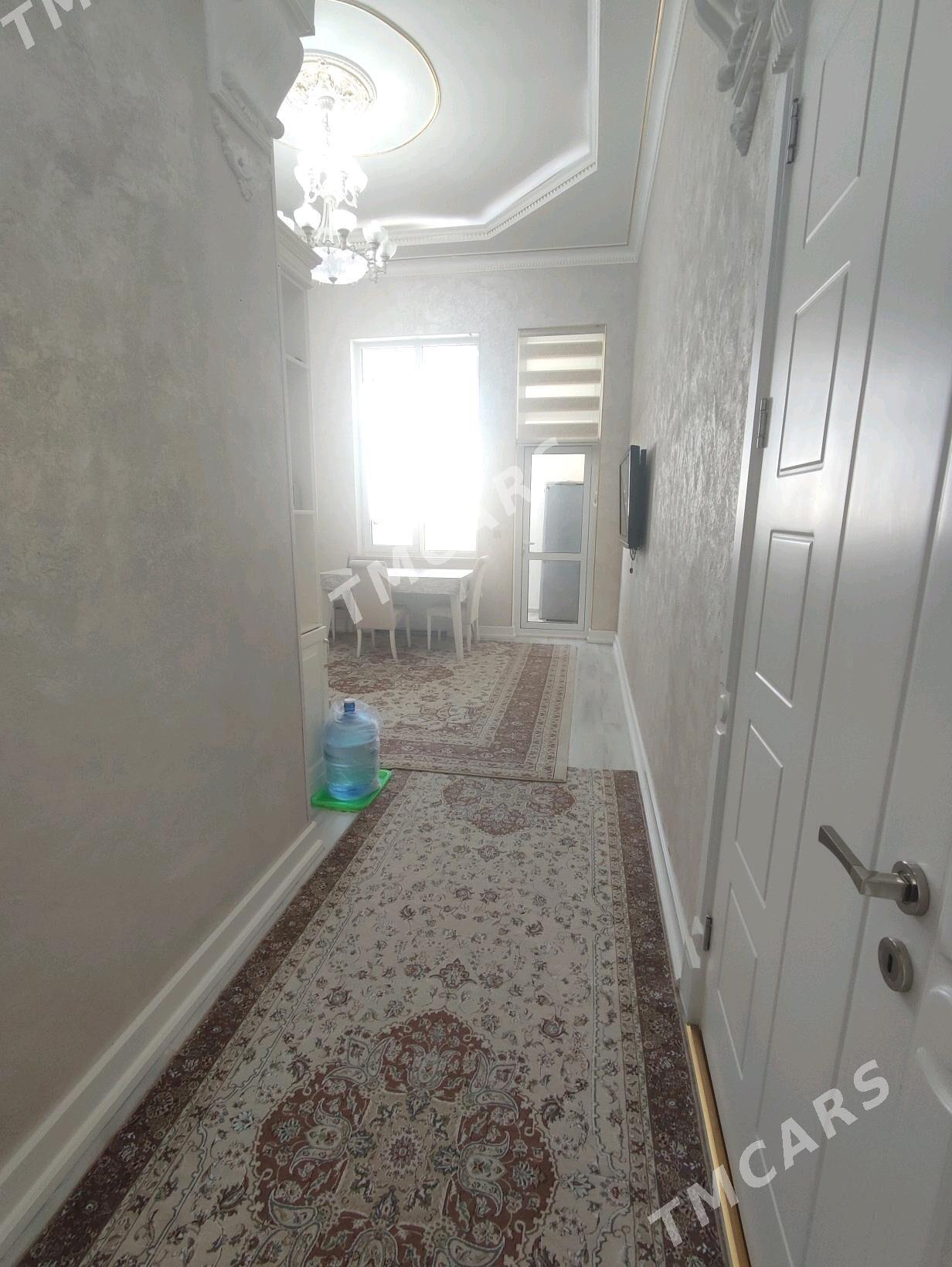 Çehowa Elit Jay 4 kom 190m2 - Ашхабад - img 4