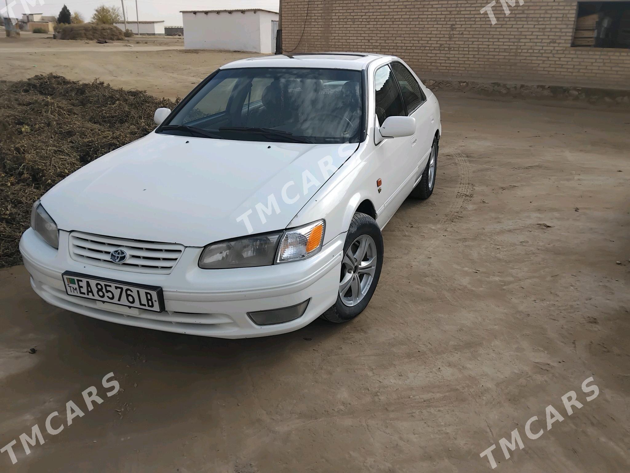 Toyota Camry 2000 - 140 000 TMT - Hojambaz - img 3