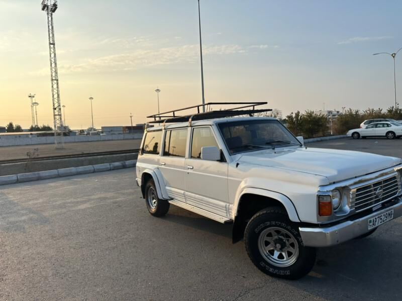 Nissan Patrol 1994 - 100 000 TMT - Туркменбаши - img 4