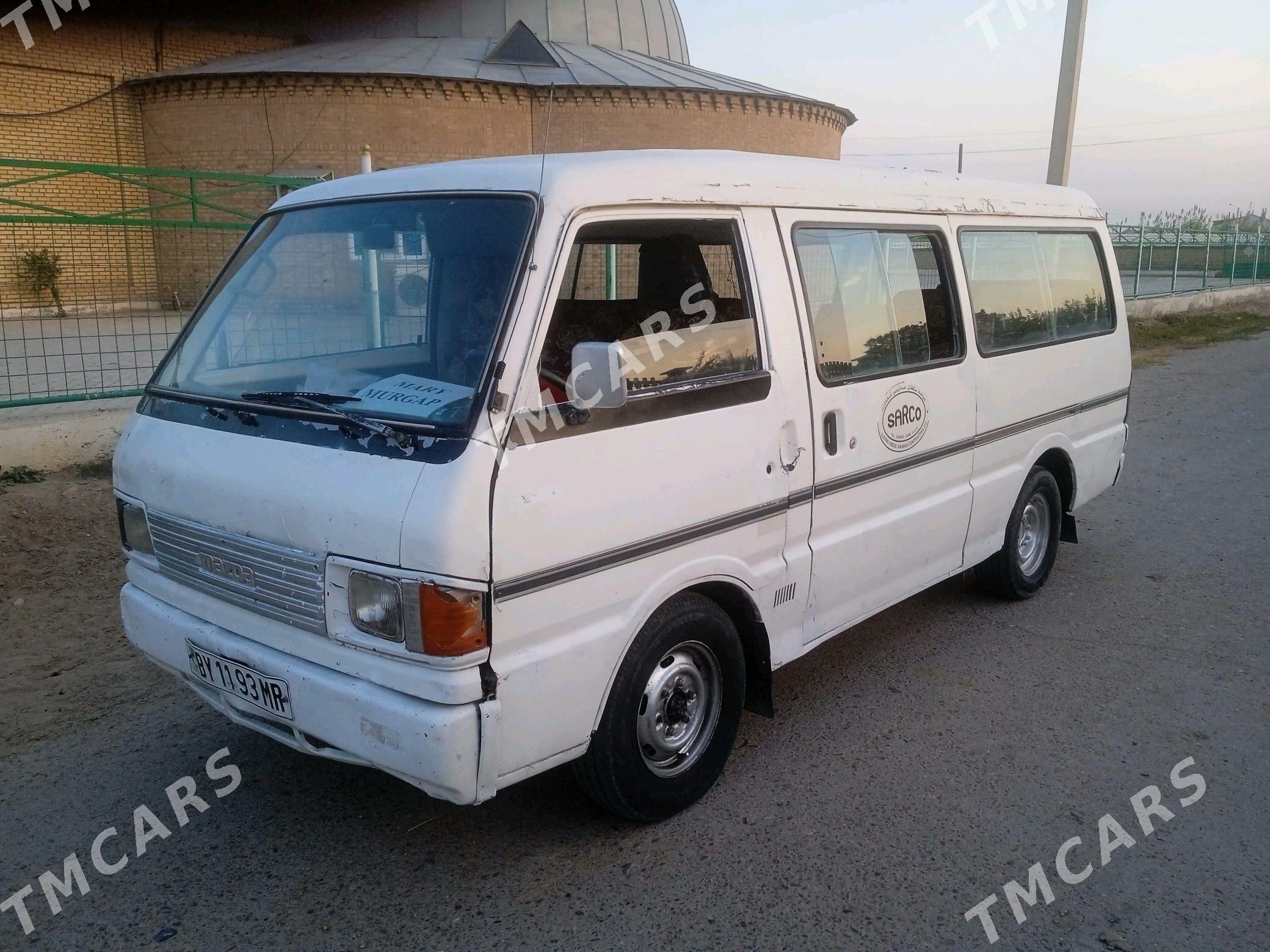 Toyota Hiace 1993 - 27 000 TMT - Мургап - img 3