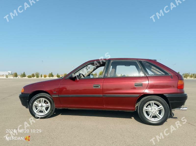 Opel Astra 1992 - 33 000 TMT - Çärjew - img 5