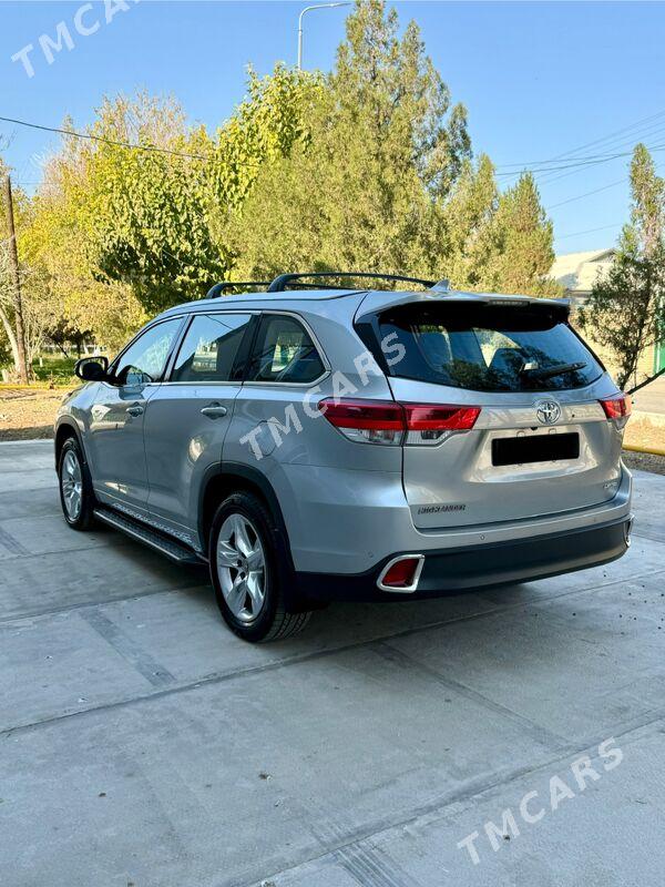 Toyota Highlander 2019 - 468 000 TMT - Байрамали - img 3