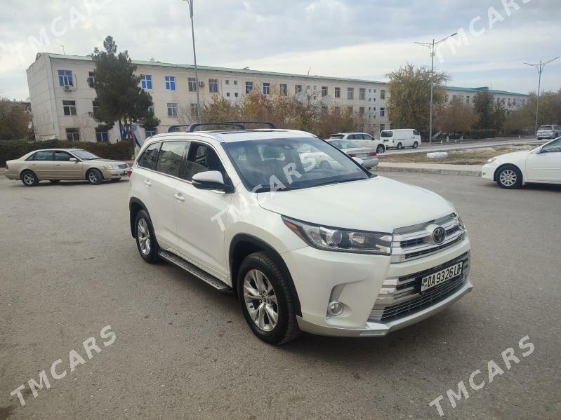 Toyota Highlander 2018 - 440 000 TMT - Türkmenabat - img 2