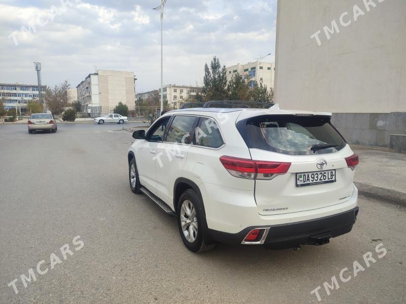 Toyota Highlander 2018 - 440 000 TMT - Türkmenabat - img 4