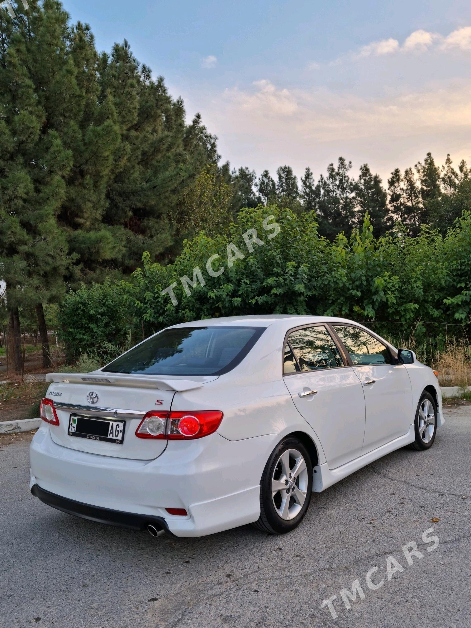 Toyota Corolla 2013 - 150 000 TMT - Ашхабад - img 4