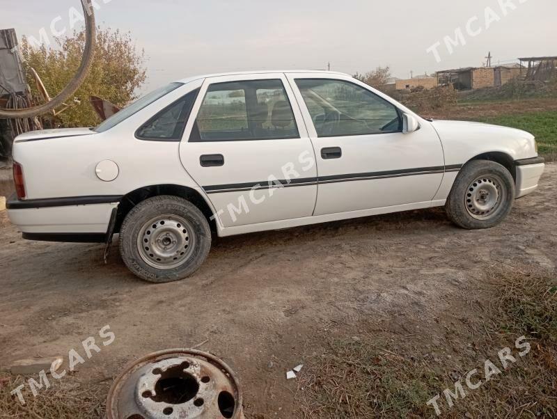 Opel Vectra 1992 - 25 000 TMT - Мургап - img 4