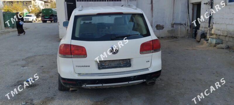 Volkswagen Touareg 2005 - 40 000 TMT - Balkanabat - img 6