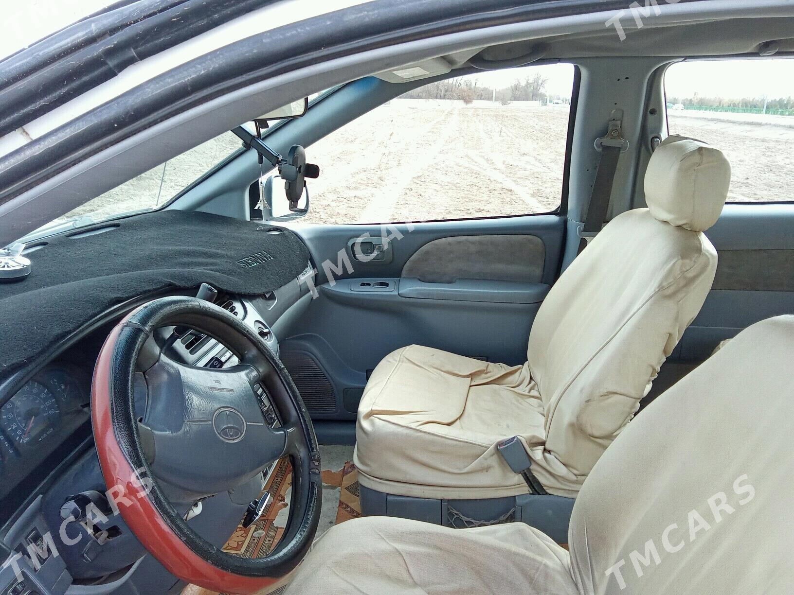 Toyota Sienna 2002 - 130 000 TMT - Дашогуз - img 2