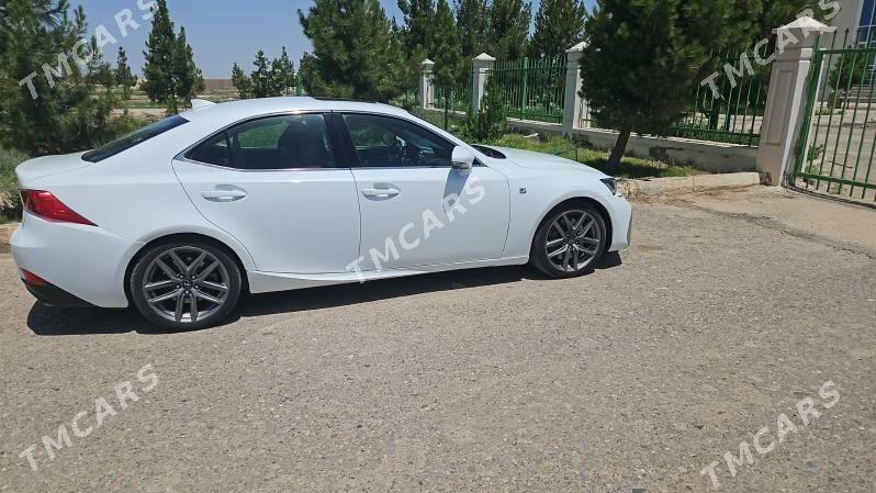 Lexus IS 200t 2017 - 235 000 TMT - Серахс - img 2