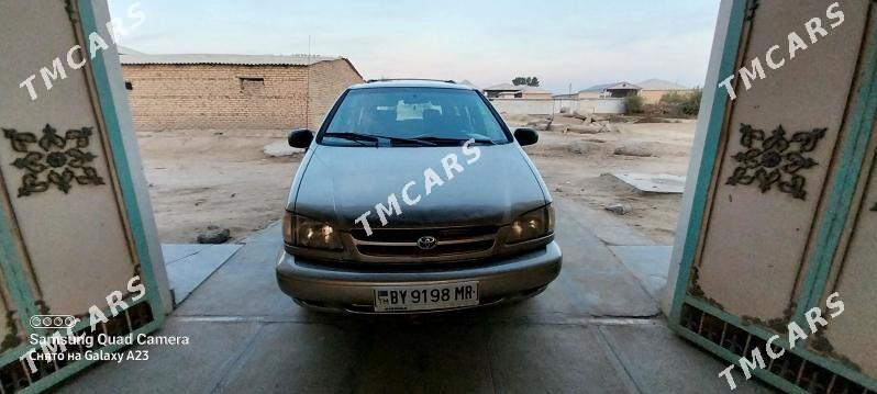 Toyota Sienna 2000 - 160 000 TMT - Мары - img 2