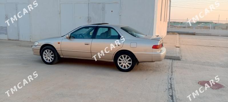 Toyota Camry 2000 - 120 000 TMT - Туркменабат - img 5