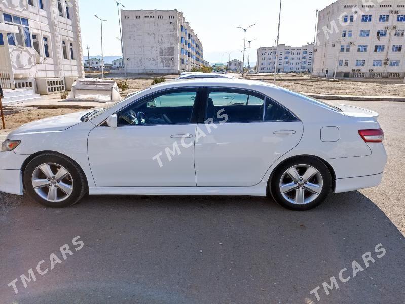 Toyota Camry 2009 - 170 000 TMT - Ak bugdaý etraby - img 3