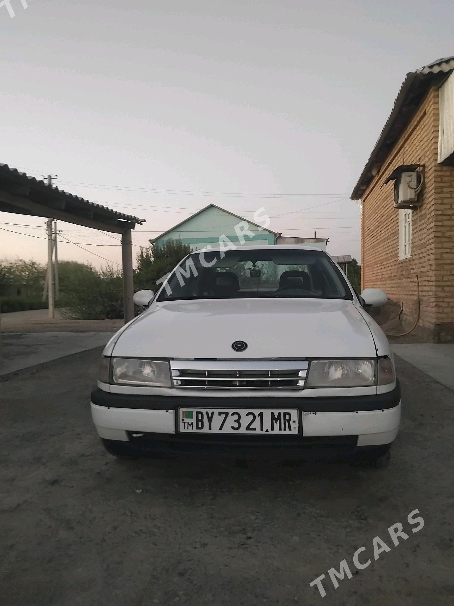 Opel Vectra 1989 - 25 000 TMT - Байрамали - img 2