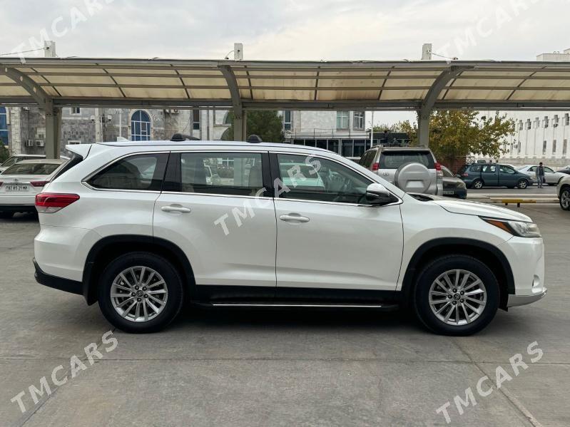 Toyota Highlander 2019 - 460 000 TMT - Мары - img 4