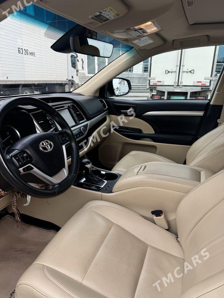 Toyota Highlander 2019 - 460 000 TMT - Мары - img 5