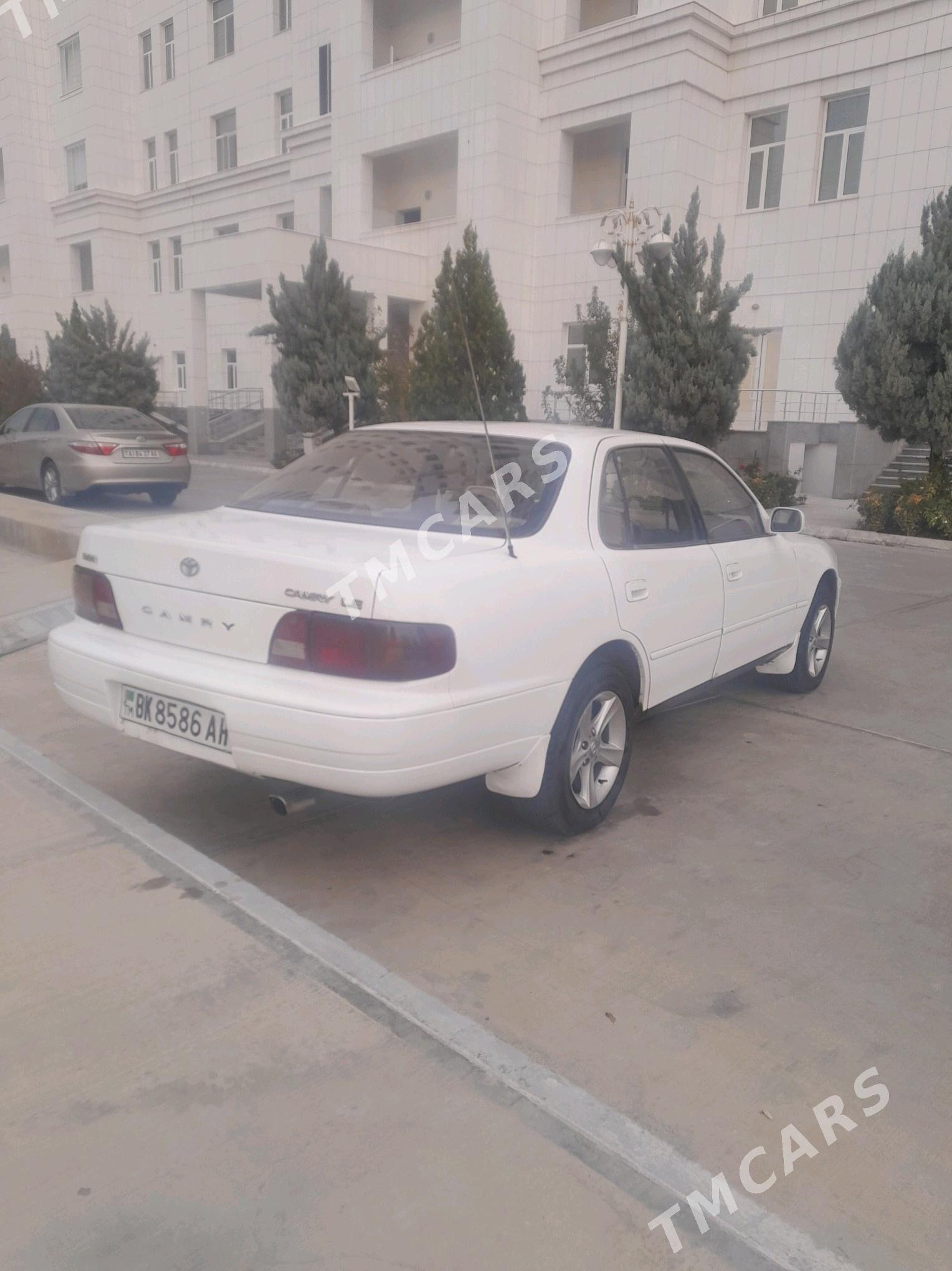 Toyota Camry 1995 - 79 000 TMT - Ruhabat (90-njy razýezd) - img 4