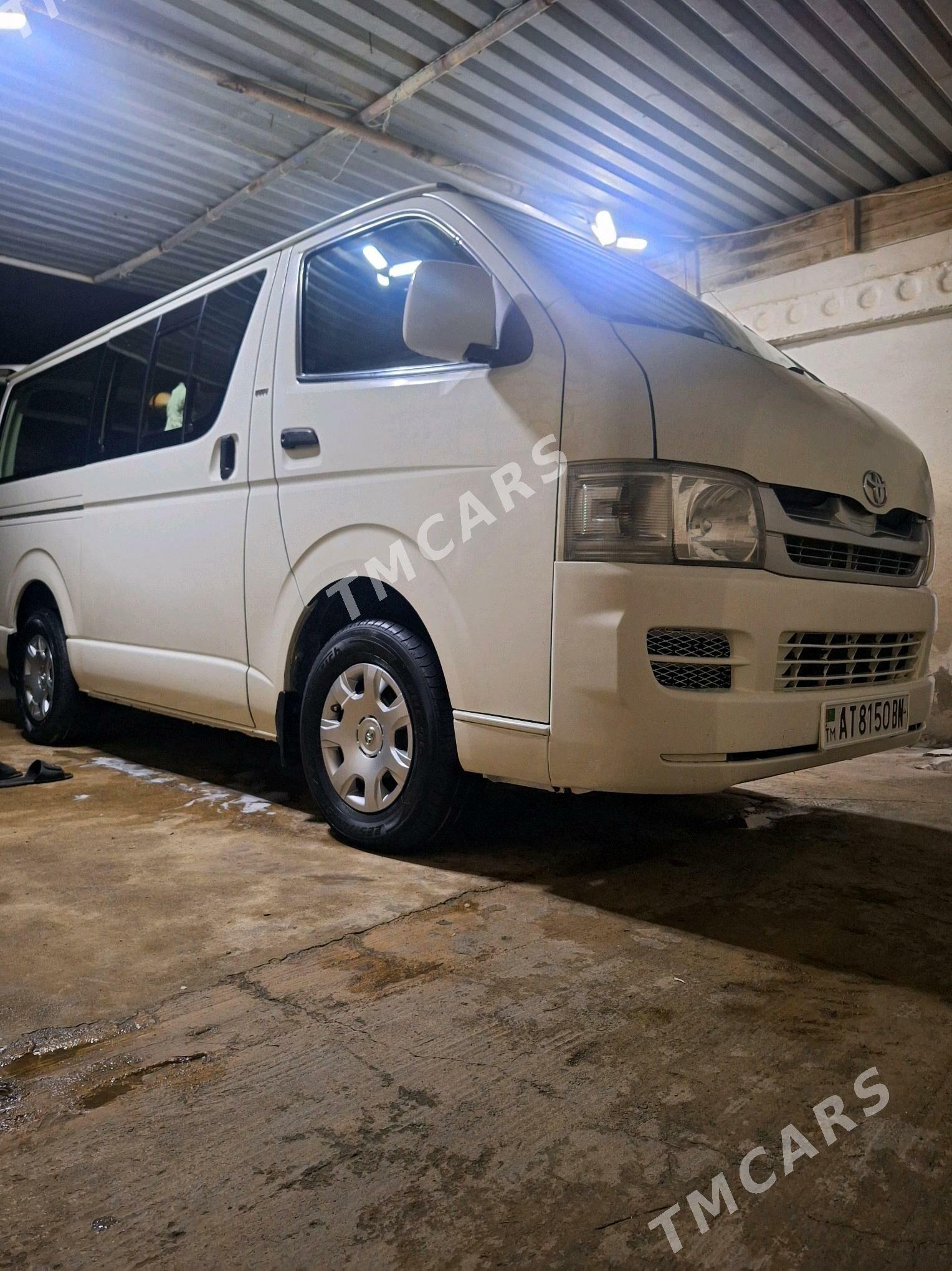 Toyota Hiace 2008 - 260 000 TMT - Türkmenbaşy - img 7