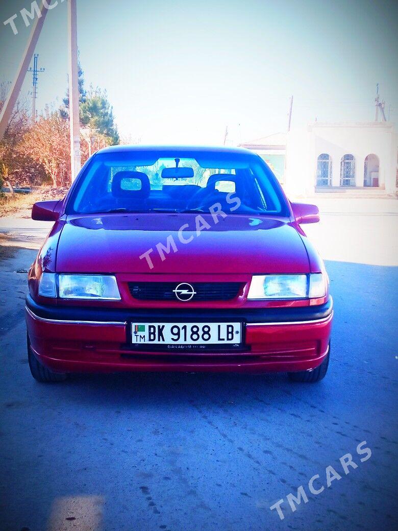 Opel Vectra 1992 - 30 000 TMT - Саят - img 2