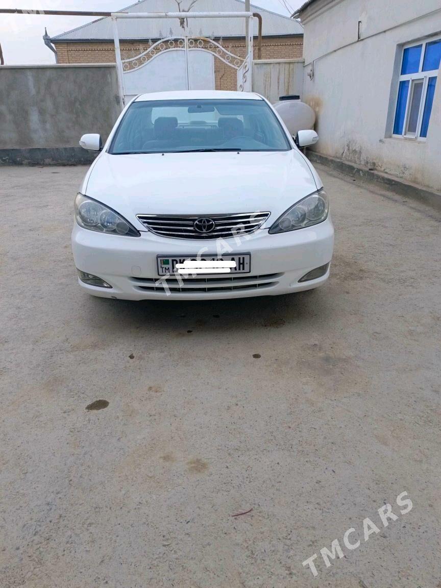 Toyota Camry 2002 - 107 000 TMT - Теджен - img 3