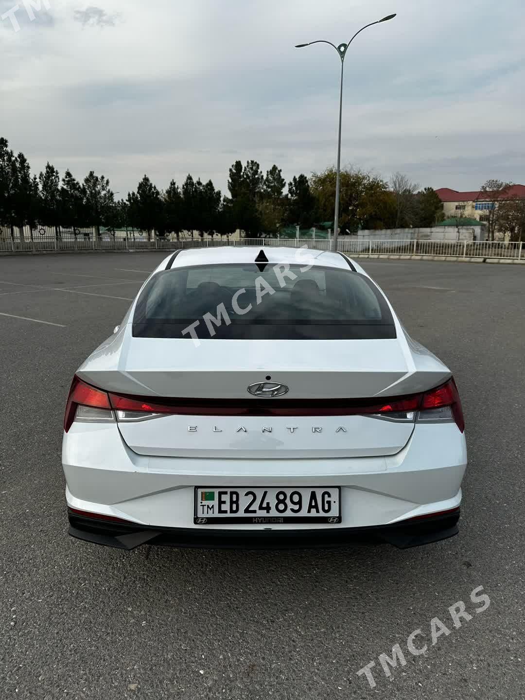 Hyundai Elantra 2021 - 230 000 TMT - Ашхабад - img 2