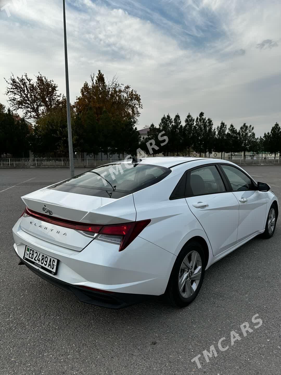 Hyundai Elantra 2021 - 230 000 TMT - Ашхабад - img 3