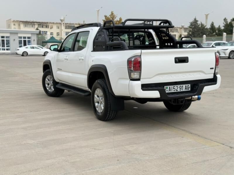 Toyota Tacoma 2020 - 453 000 TMT - Ашхабад - img 2