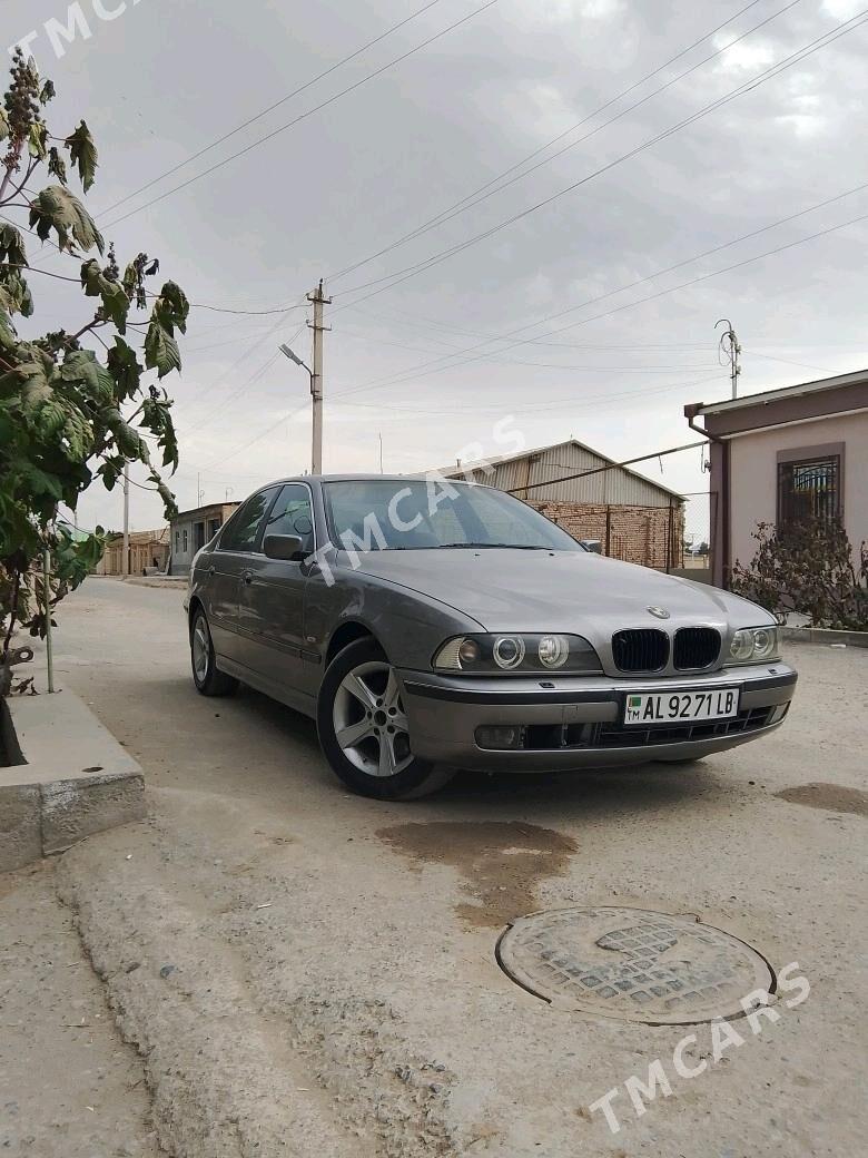 BMW 535 1998 - 85 000 TMT - Туркменабат - img 4