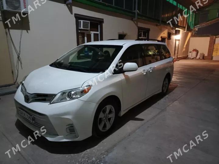 Toyota Sienna 2019 - 450 000 TMT - Çoganly - img 6