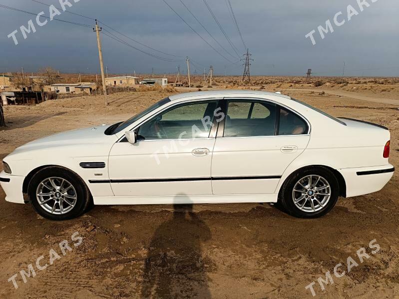 BMW E39 1999 - 90 000 TMT - Farap - img 3